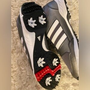 Men’s golf shoes